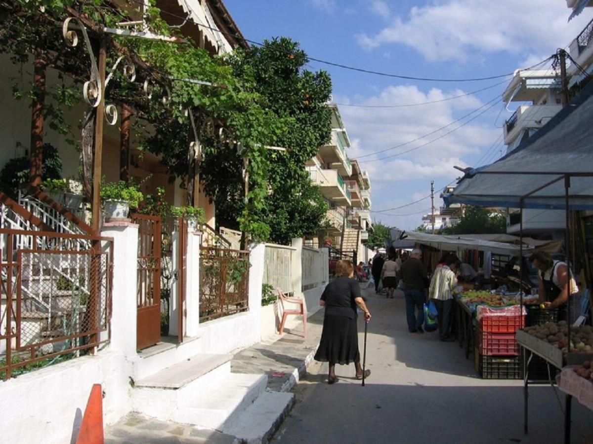 Ferienhaus "Arizones", Nea Kallikratia, Chalkidiki Nea Kallikrateia Exterior foto